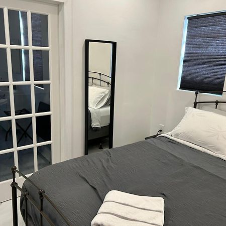 Private Rooms Close To Miami Airport - Free Parking - 01 Exteriör bild