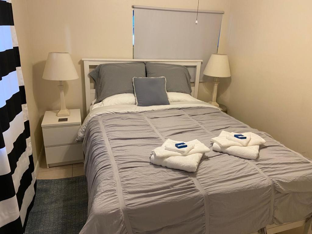 Private Rooms Close To Miami Airport - Free Parking - 01 Exteriör bild